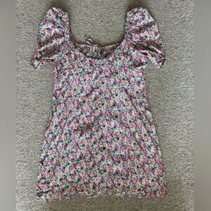 Astr Floral Mini Dress with Ruffled Sleeves Key Hold Sweetheart XL